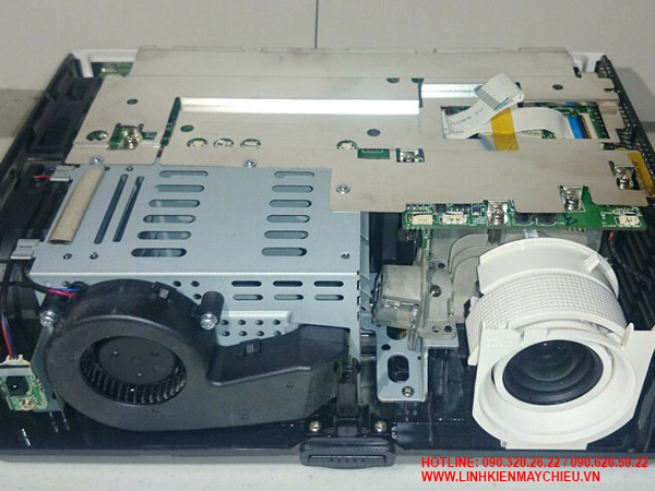 Điện tử tin học Dung Anh chuyên sửa máy chiếu bị hư mainboard chất lượng cao